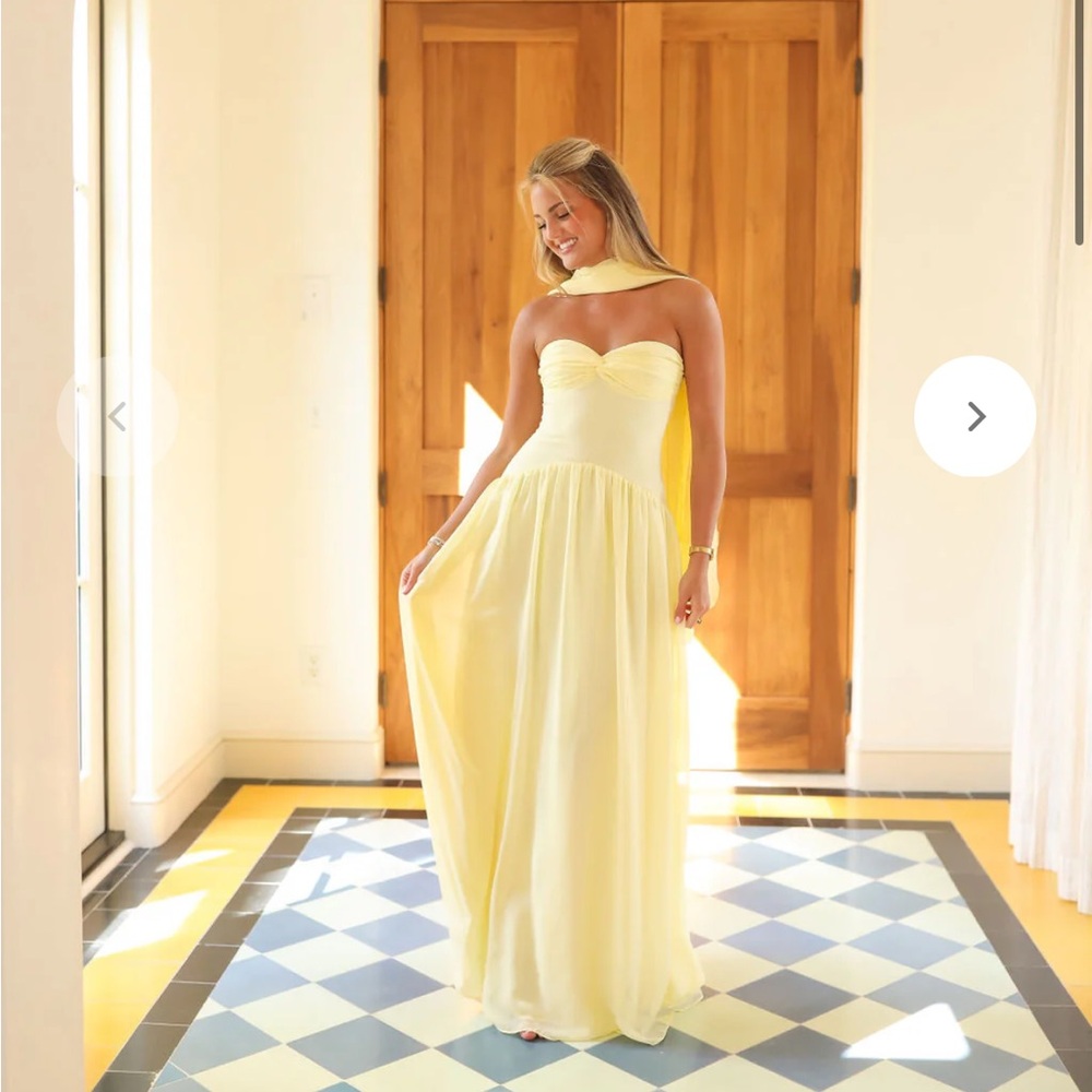Elegant Yellow Strapless Dress